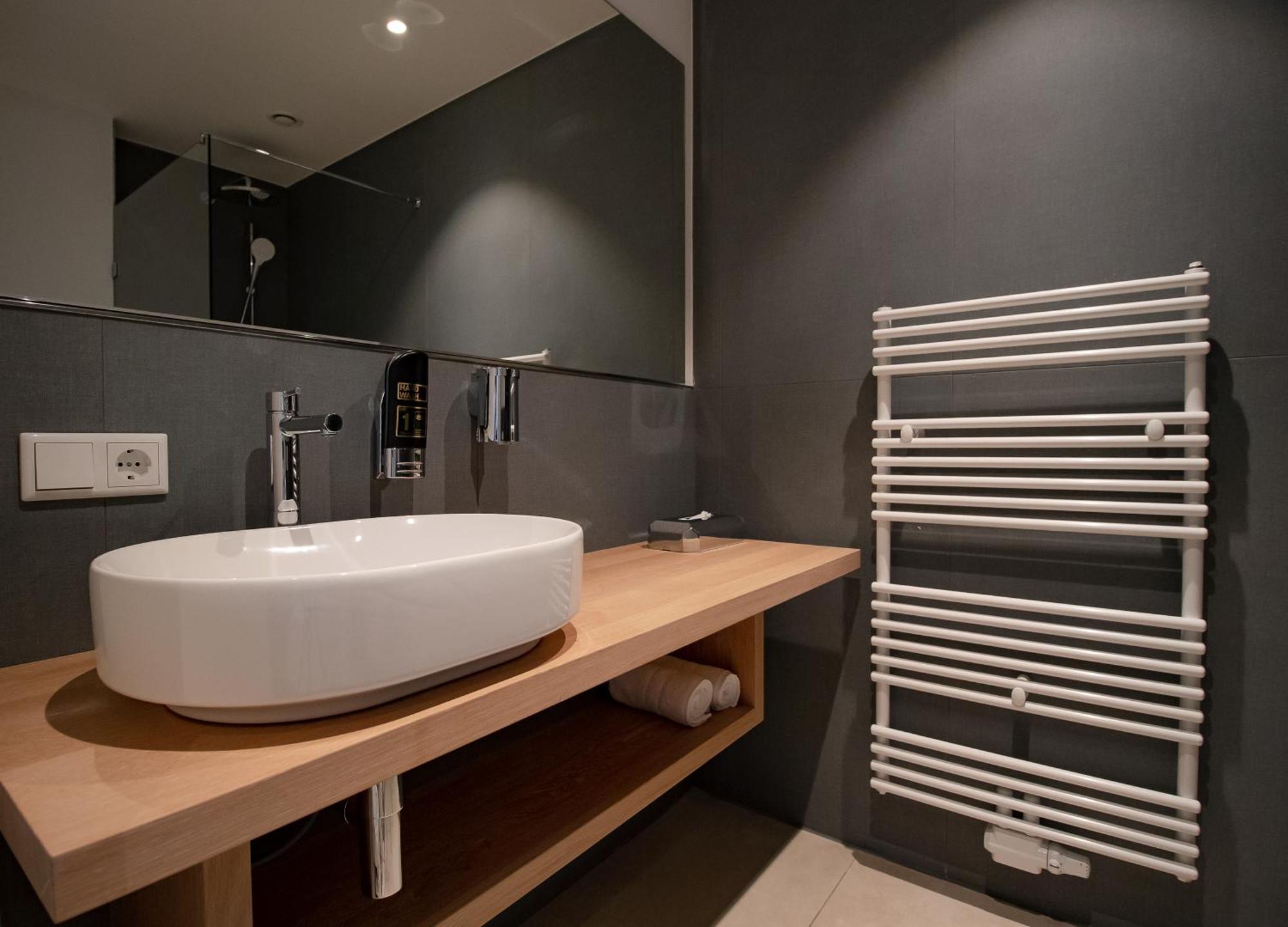 Patentkrug Design Hotel Олденбург Екстериор снимка